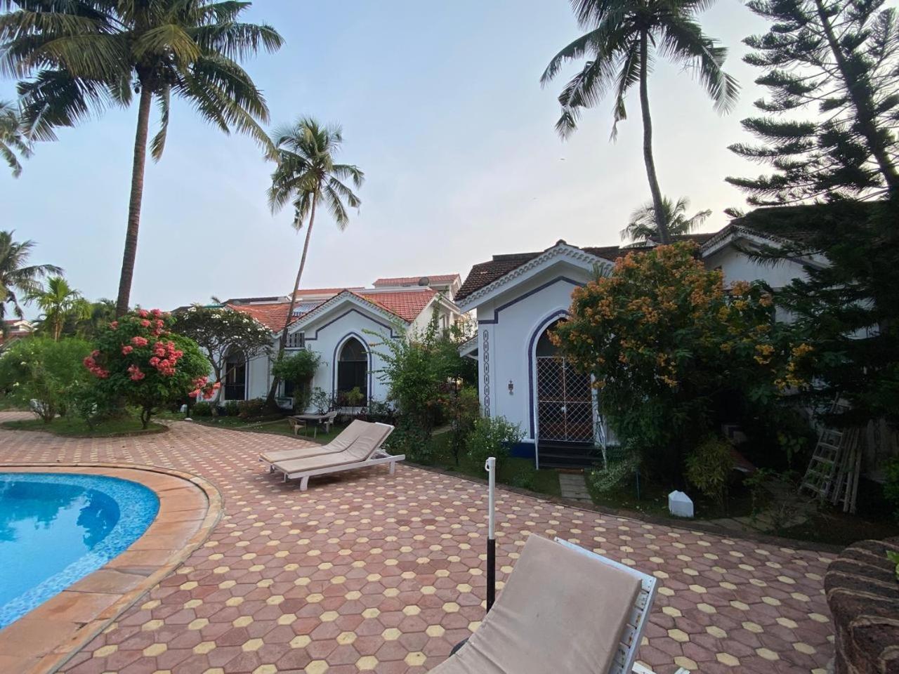 Villa Nostalgia - A Luxurious Villa In North Goa Arpora Exterior photo